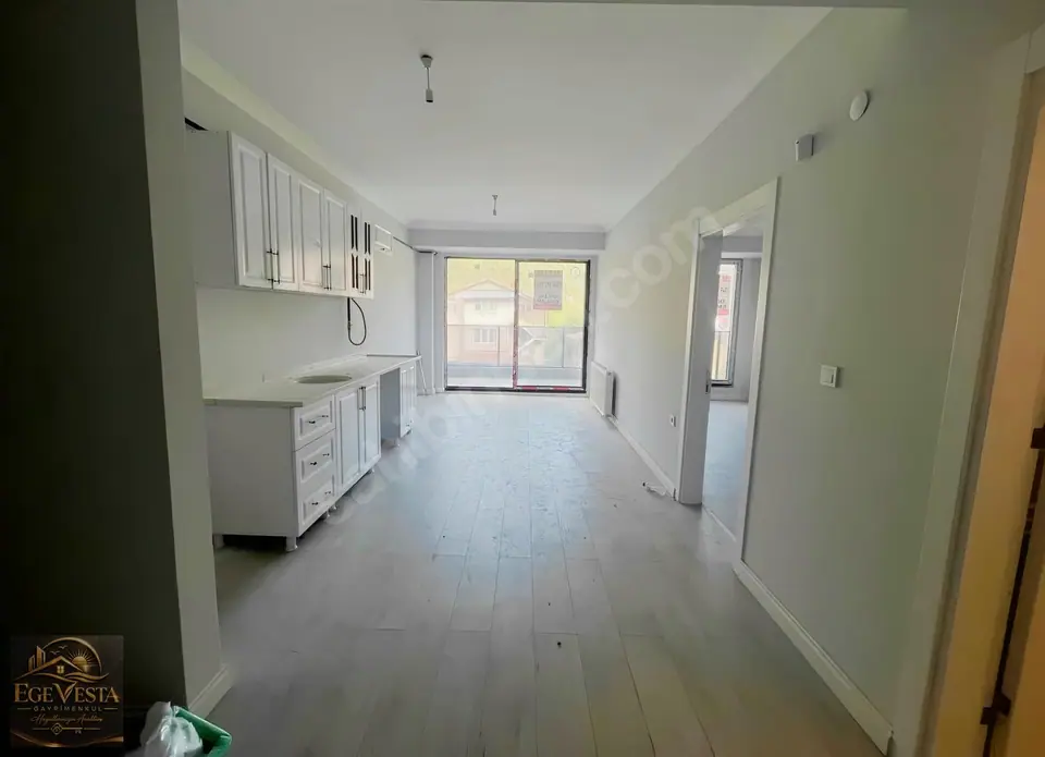Kemerde Anayola Cephe Okullar Bölgesinde Eşyasız Kiralık 1+1 – fotoğraf 5