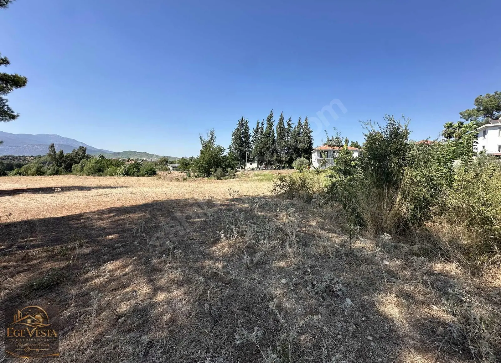 Seydikemer Çamurköyde 94 Dönüm Tarıma Elverişli, Arazi